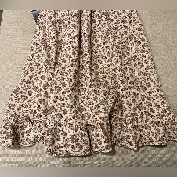 Rylee + Cru Floral Midi Skirt in Cream and Brown - Picture 12 of 13